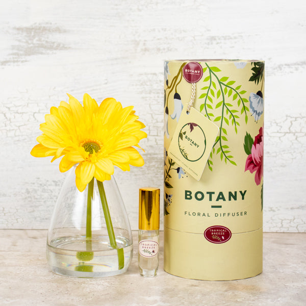 Yellow fake daisy flowers with fragrance spray and gift box