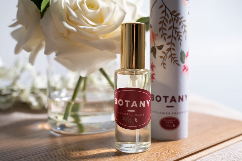 rose floral perfume spray