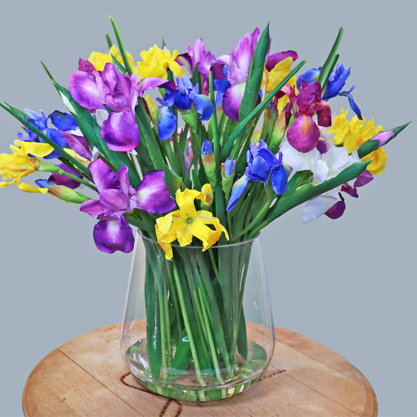 Artificial flower arrangement