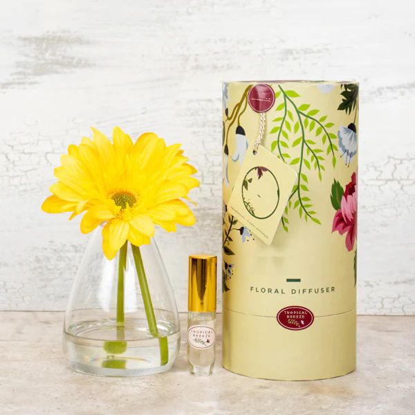 Yellow fake daisy flowers with fragrance spray and gift box